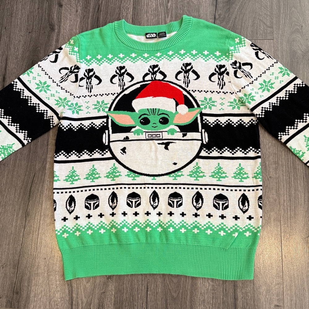 Disney Star Wars Green and White Crewneck Christmas Sweater